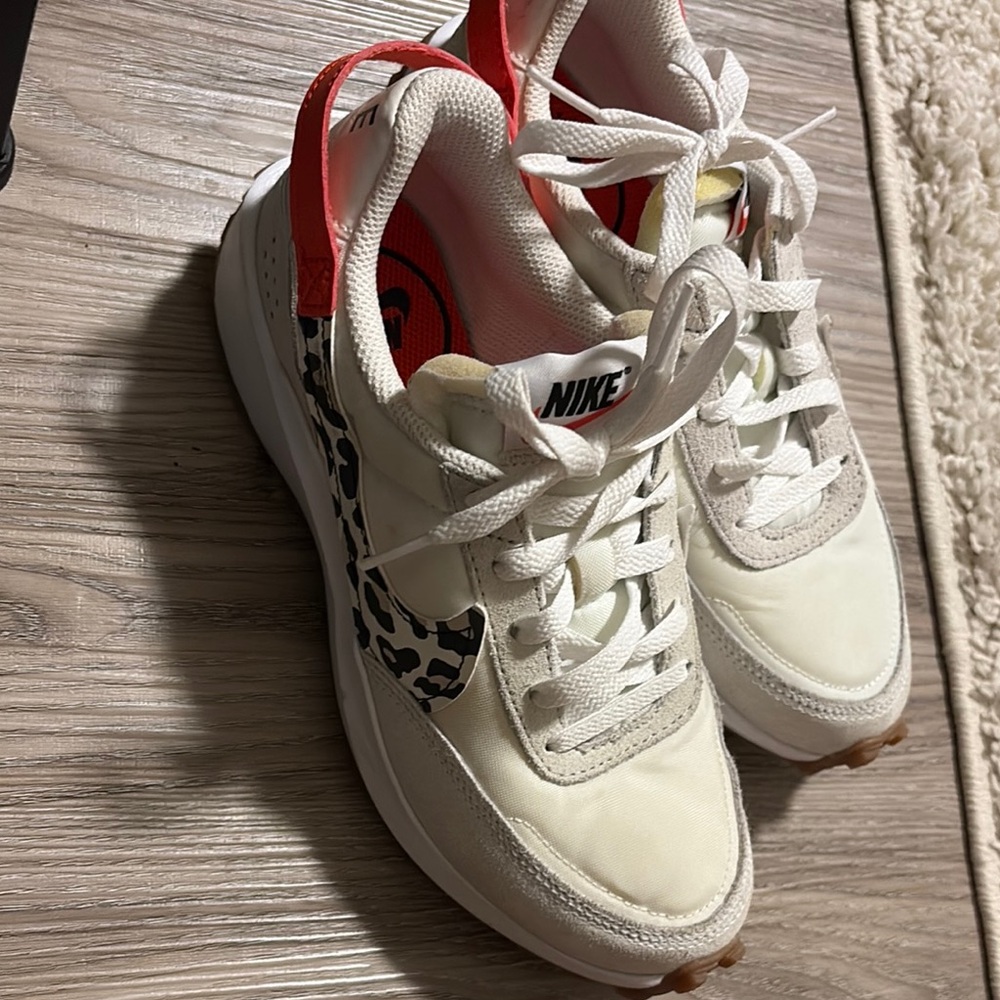 Nike Women's White and Red Sneakers